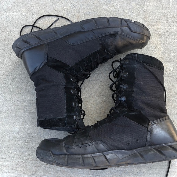 Oakley Other - Men’s black Oakley boots, size 11